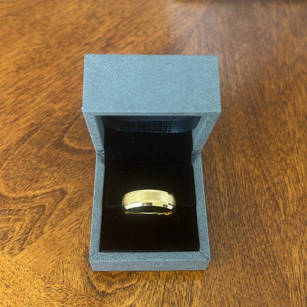 NEW 8mm Men's Wedding Band 14k Gold Plated Jewelry Bridal Size 11